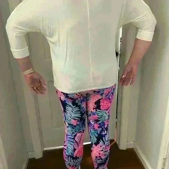 Molly & Isadora 1X off white top with sleeve cutouts Item# 3O - Picture 4 of 8